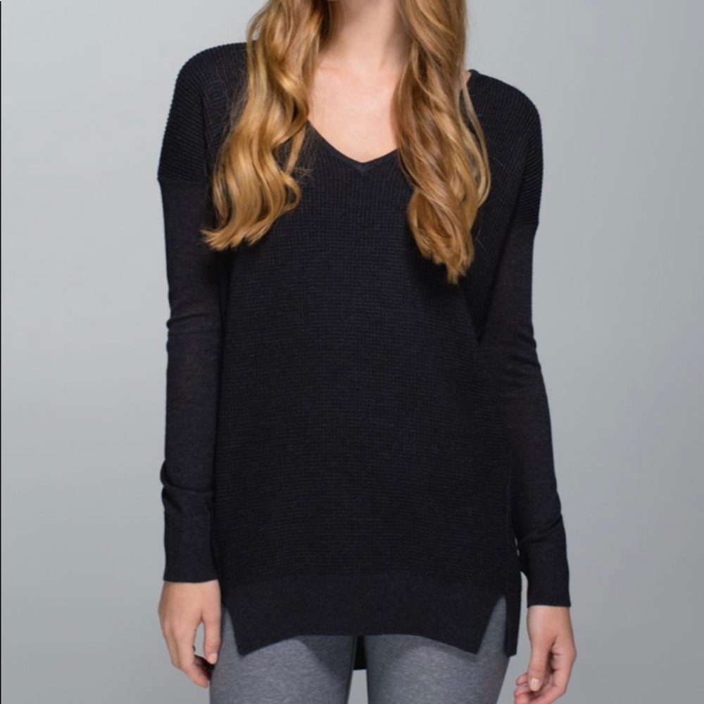 Lululemon The Sweater Life heathered black 4